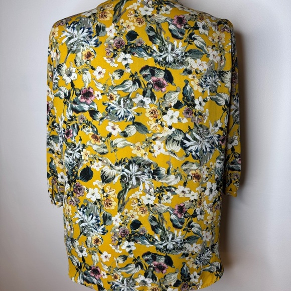 Rose & Olive Yellow Floral Blouse - Picture 4 of 5